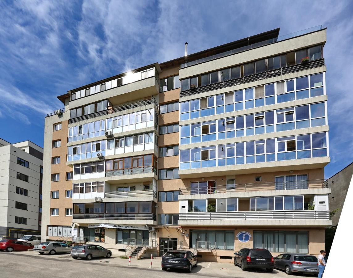 Апартаменти Bloc Izvor Пітешть Екстер'єр фото